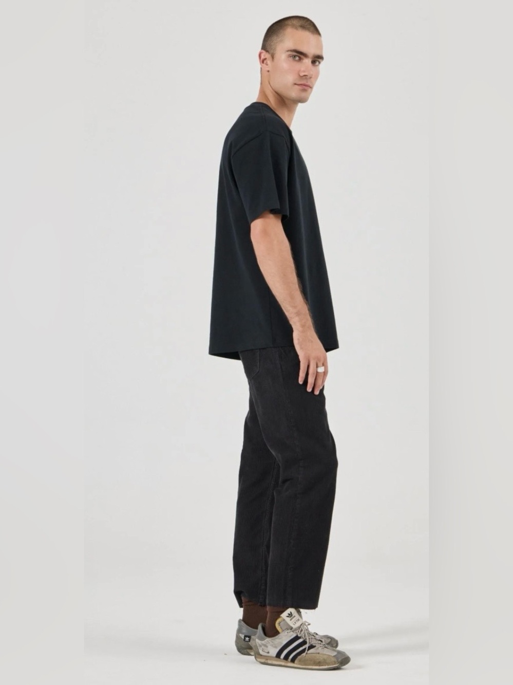 Rollas Relaxo Black Cord size 32/32